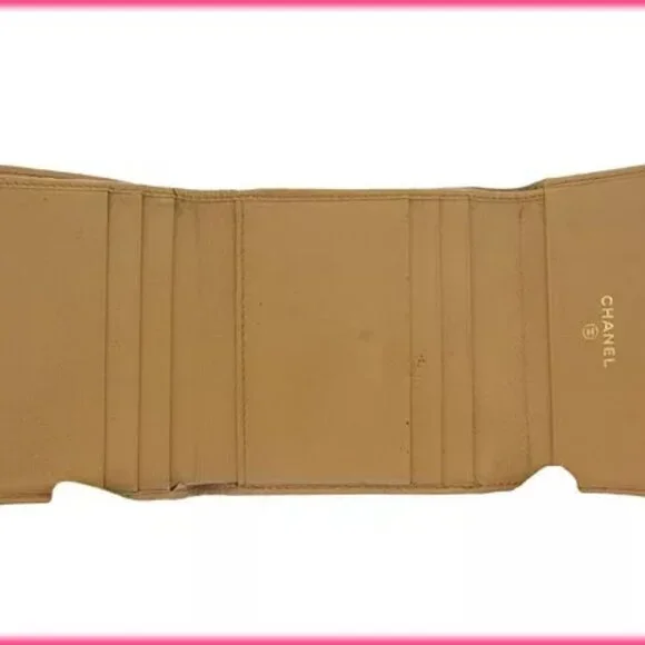 Chanel W Hook Wallet Coco Button Beige ?~ Authentic USED T14235 - Picture 5 of 7